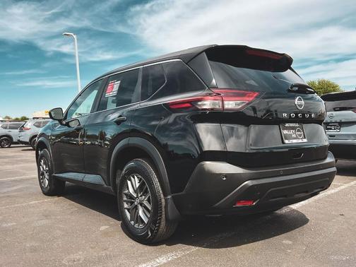 Black 2021 Nissan Rogue S