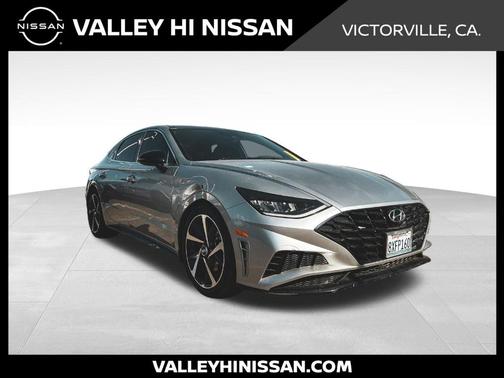 Shimmering Silver Pearl 2021 Hyundai SONATA SEL Plus