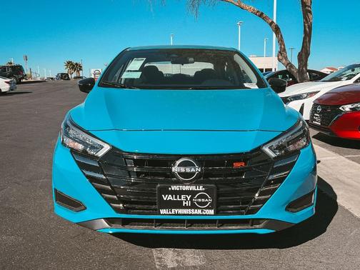 2025 Nissan Versa 1.6 SR