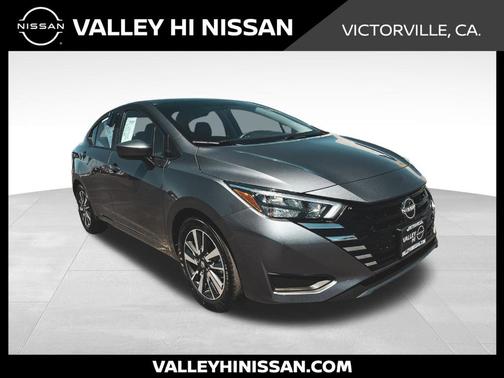 Gun Metallic 2025 Nissan Versa 1.6 SV