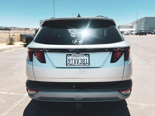 Shimmering Silver 2025 Hyundai TUCSON SEL