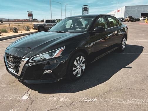 Super Black Clearcoat 2021 Nissan Altima 2.5 S