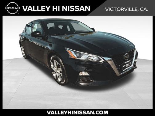Super Black Clearcoat 2021 Nissan Altima 2.5 S