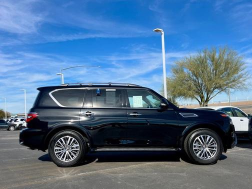 2023 Nissan Armada SL