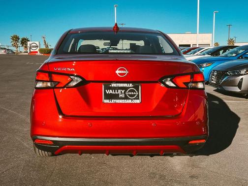 2025 Nissan Versa 1.6 SV