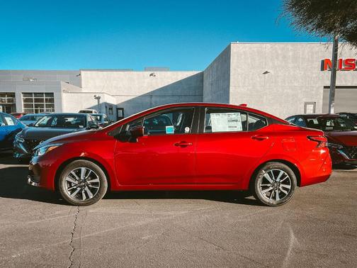 2025 Nissan Versa 1.6 SV