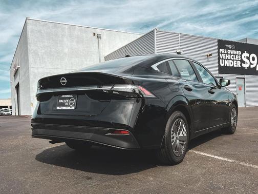 Super Black 2026 Nissan Sentra S