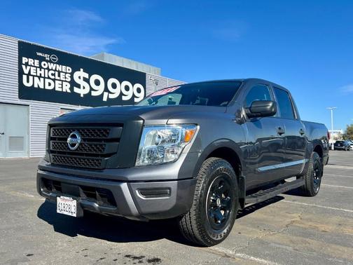 2022 Nissan Titan S