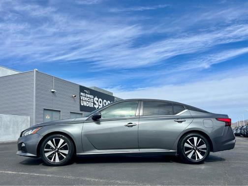 2021 Nissan Altima 2.5 SV
