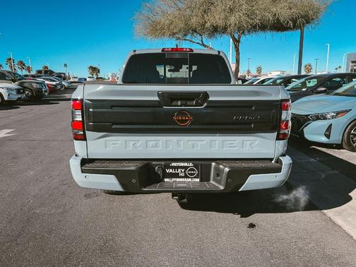 2025 Nissan Frontier PRO-4X