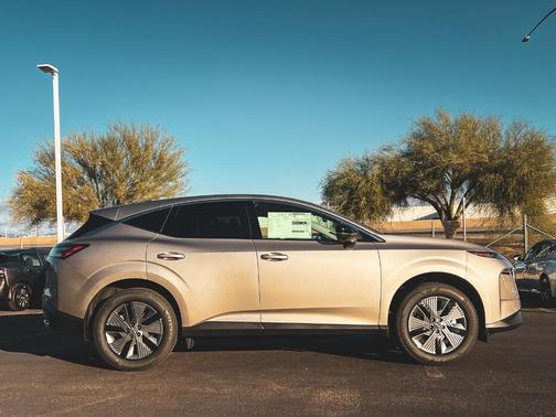 2026 Nissan Murano SL