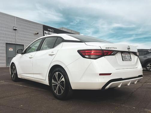 2022 Nissan Sentra SV
