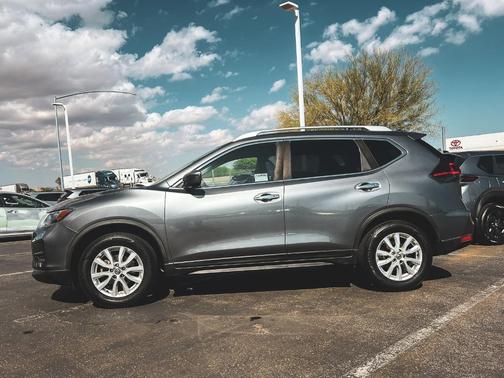 Gun Metallic 2020 Nissan Rogue SV