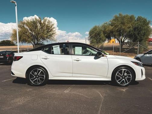 2025 Nissan Sentra SR