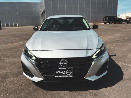 Brilliant Silver Metallic 2024 Nissan Altima 2.5 S