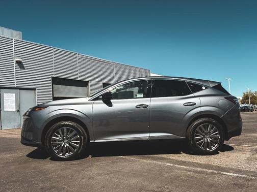 Gun Metallic 2026 Nissan Murano SL