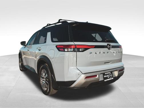 Gray 2 Tone 2022 Nissan Pathfinder SL