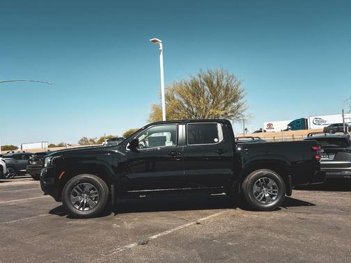 Super Black 2026 Nissan Frontier SV