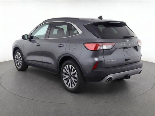 Carbonized Gray Metallic 2022 Ford Escape Titanium