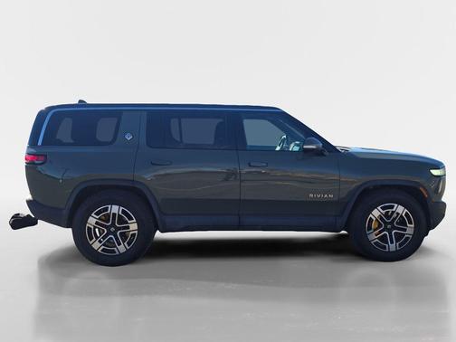 2022 Rivian R1S Launch Edition