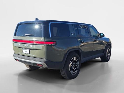 2022 Rivian R1S Launch Edition