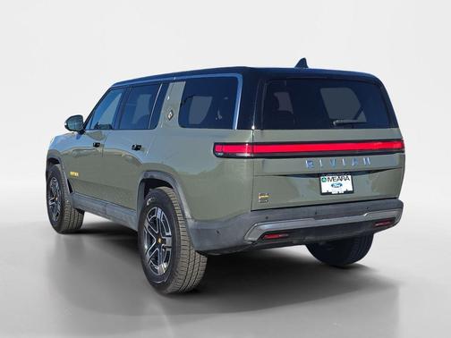 2022 Rivian R1S Launch Edition