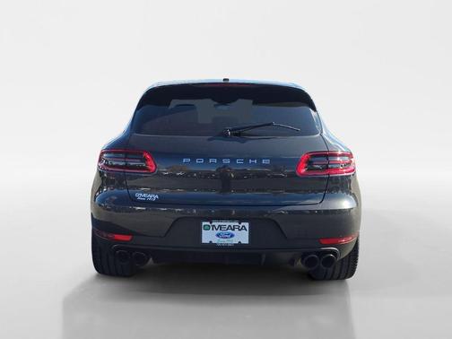 2018 Porsche Macan Sport Edition