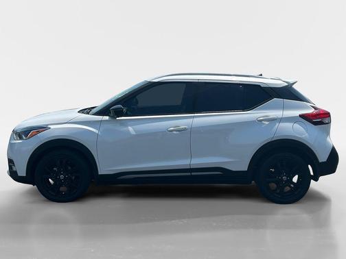 Aspen White 2020 Nissan Kicks SR