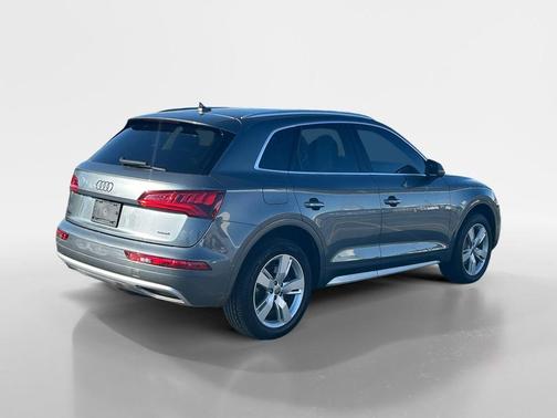 Monsoon Gray Metallic 2019 Audi Q5 2.0T Premium Plus