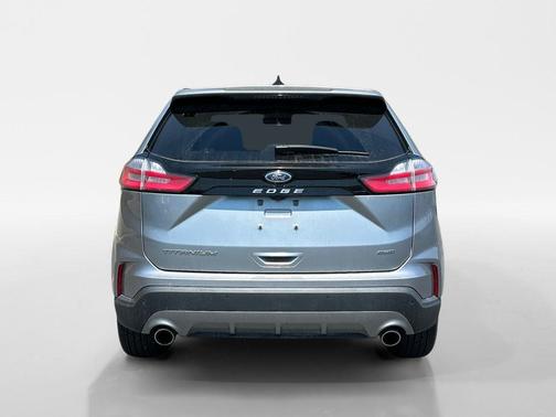 Silver Metallic 2024 Ford Edge Titanium