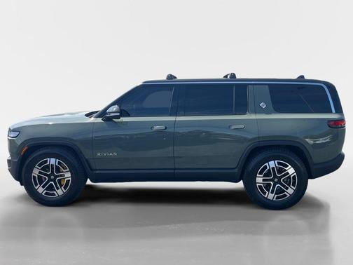 Forest Green 2022 Rivian R1S Launch Edition