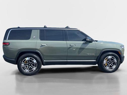 Forest Green 2022 Rivian R1S Launch Edition