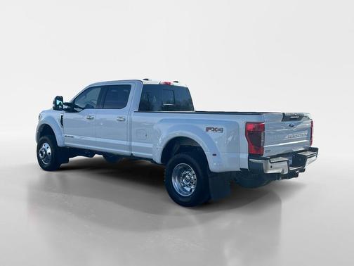 2022 Ford F-450 Lariat