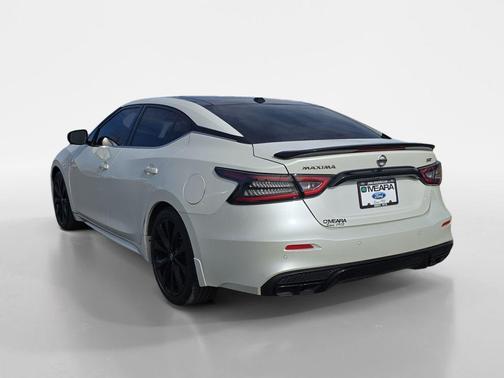 2021 Nissan Maxima SR