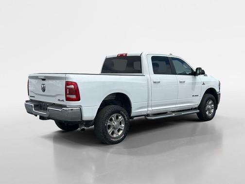 Bright White Clearcoat 2022 RAM 2500 Big Horn