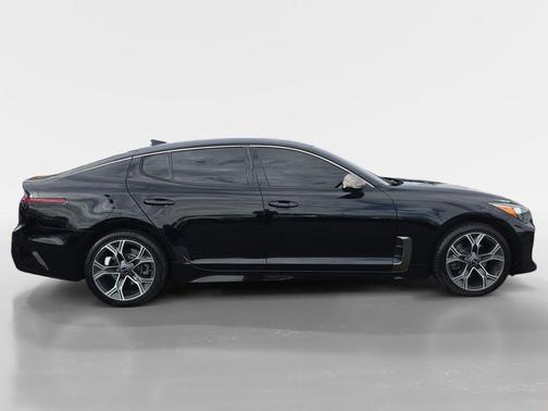 2021 Kia Stinger GT-Line