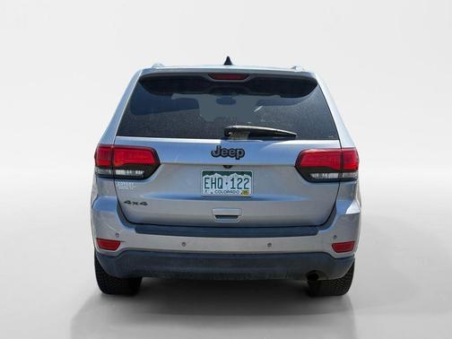 Billet Silver Metallic Clearcoat 2017 Jeep Grand Cherokee Laredo