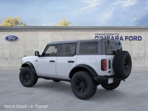 Oxford White 2026 Ford Bronco Badlands