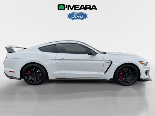 2017 Ford Shelby GT350 Base