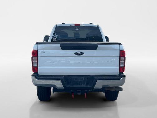 Oxford White 2022 Ford F-250 XLT