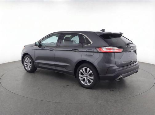Gray Metallic 2023 Ford Edge Titanium