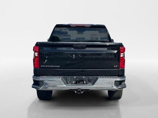 Black 2022 Chevrolet Silverado 1500 LT