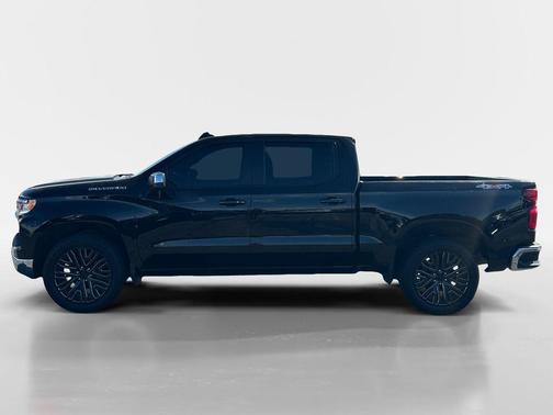 Black 2022 Chevrolet Silverado 1500 LT