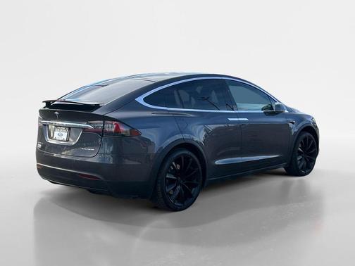 2019 Tesla Model X Long Range