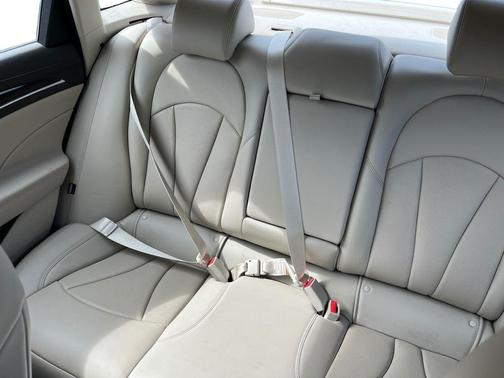 Red Quartz Tintcoat 2018 Buick LaCrosse Premium