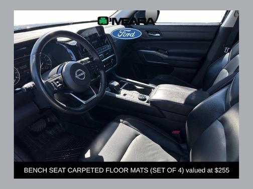 Black 2022 Nissan Pathfinder SL