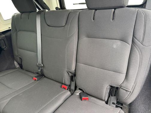 Black Clearcoat 2020 Jeep Wrangler Unlimited Sahara