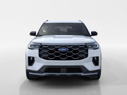 Space White Metallic 2026 Ford Explorer Platinum