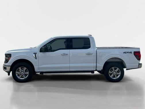 Oxford White 2025 Ford F-150 XLT