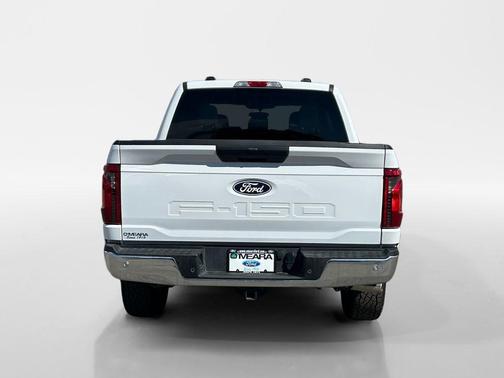 Oxford White 2025 Ford F-150 XLT